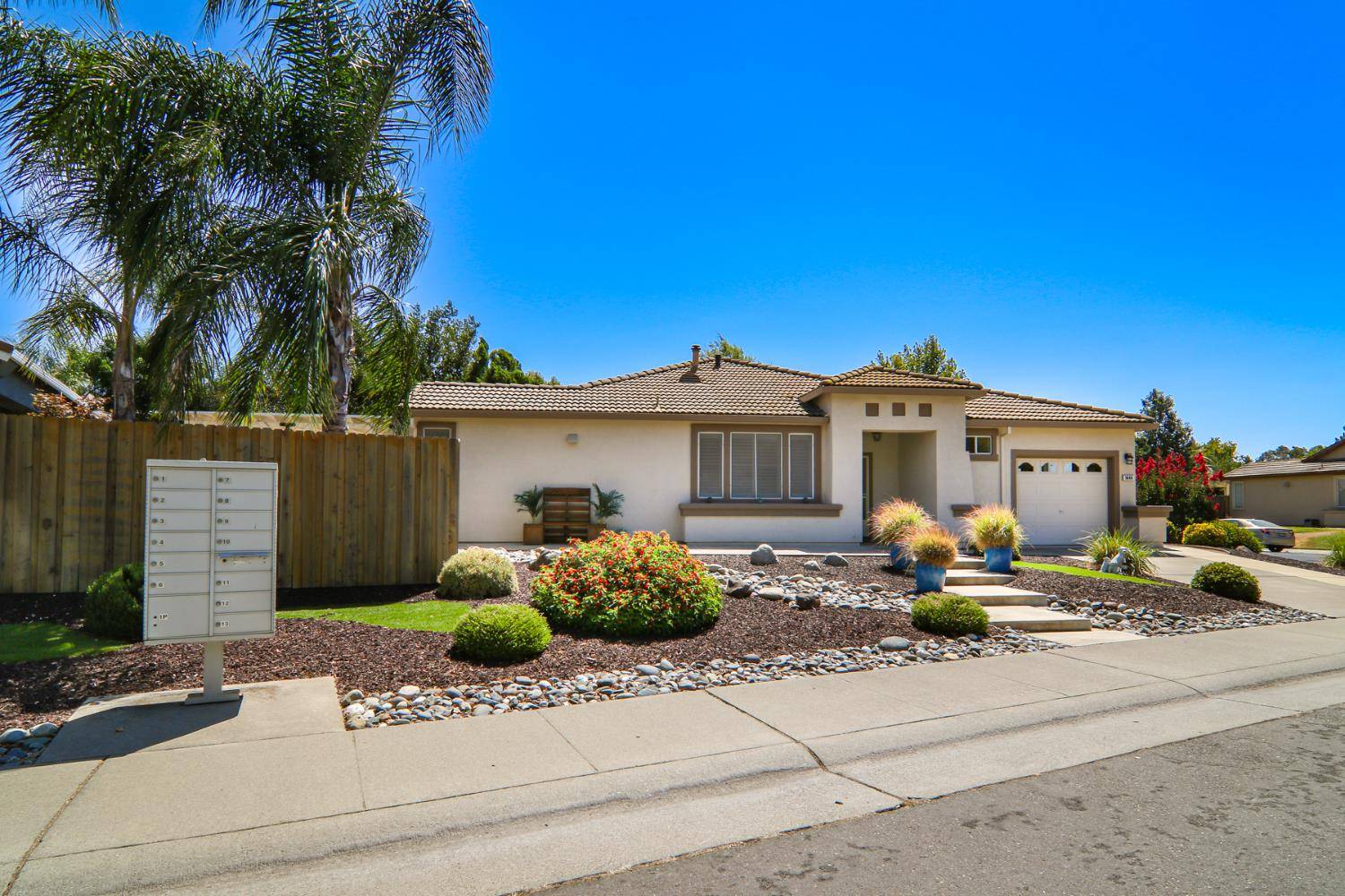 Roseville, CA 95747,1444 Cushendall DR