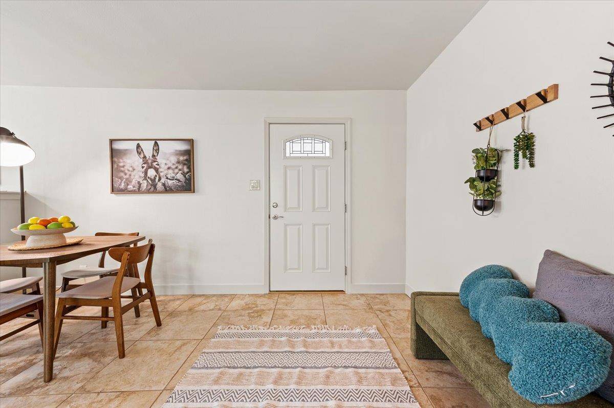 Citrus Heights, CA 95621,6952 Birchwood CIR
