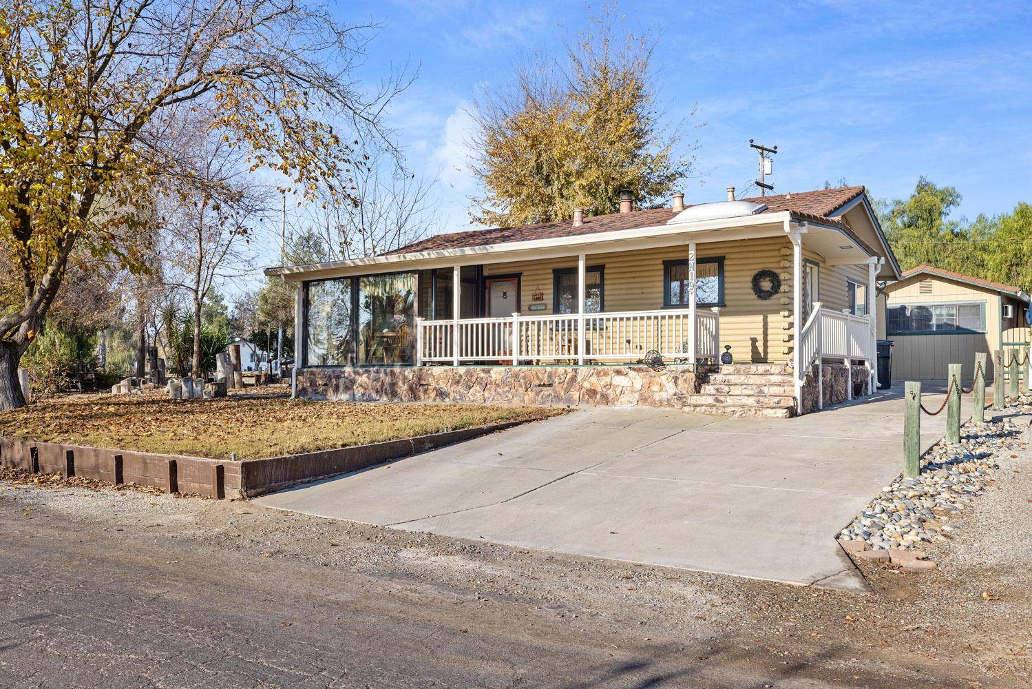 Tracy, CA 95304,2 Lakeside DR #N19