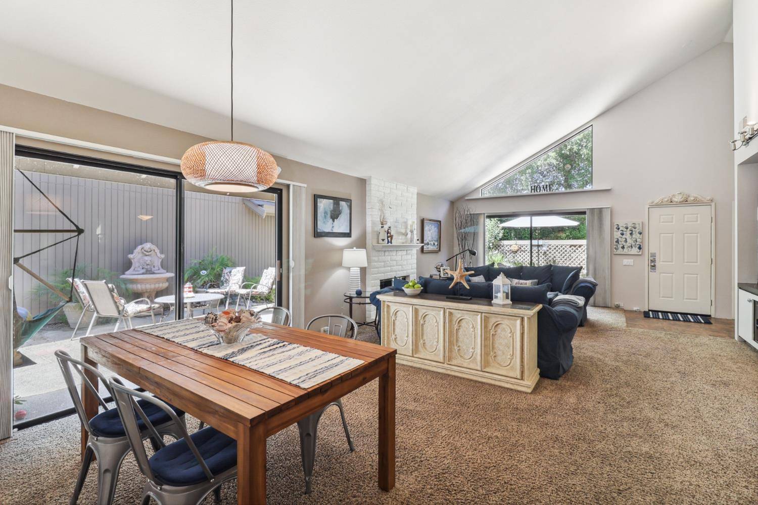 Gold River, CA 95670,1911 Discovery Village LN