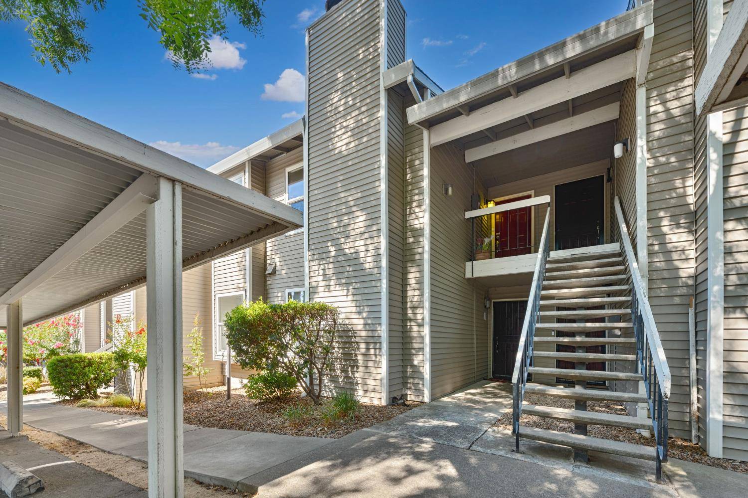 Carmichael, CA 95608,7121 Stella LN #24