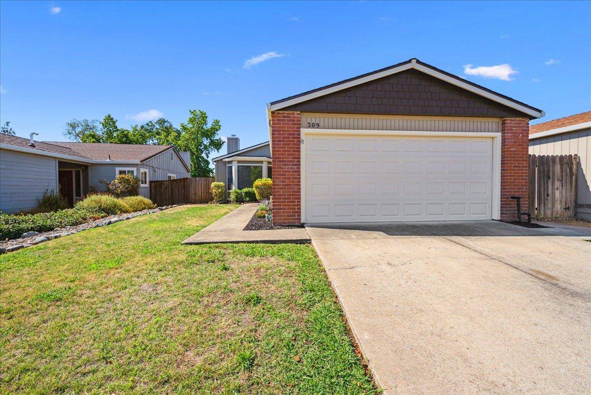 Roseville, CA 95678,309 Sawtell RD