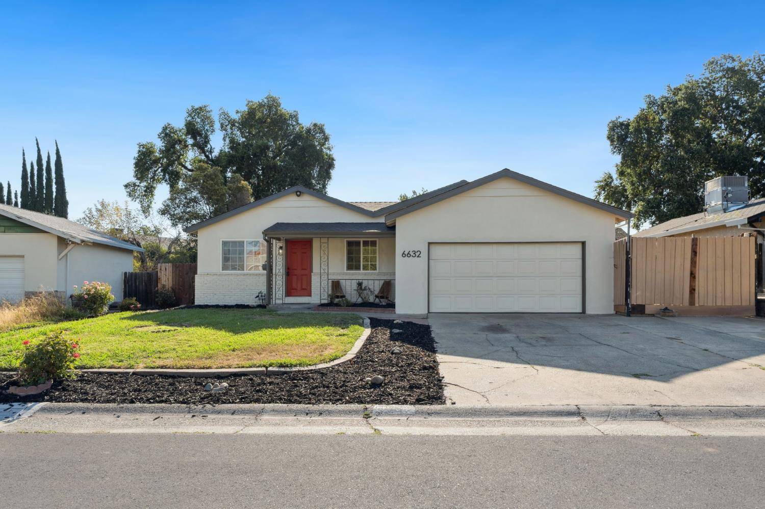 Citrus Heights, CA 95610,6632 Graham CIR