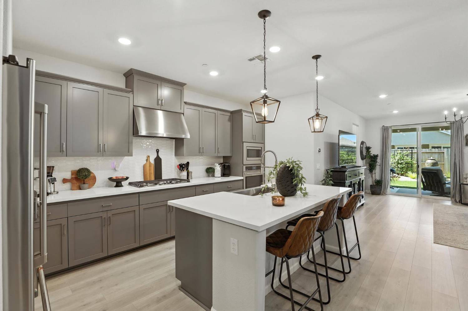 Lincoln, CA 95648,1192 Alpine WAY