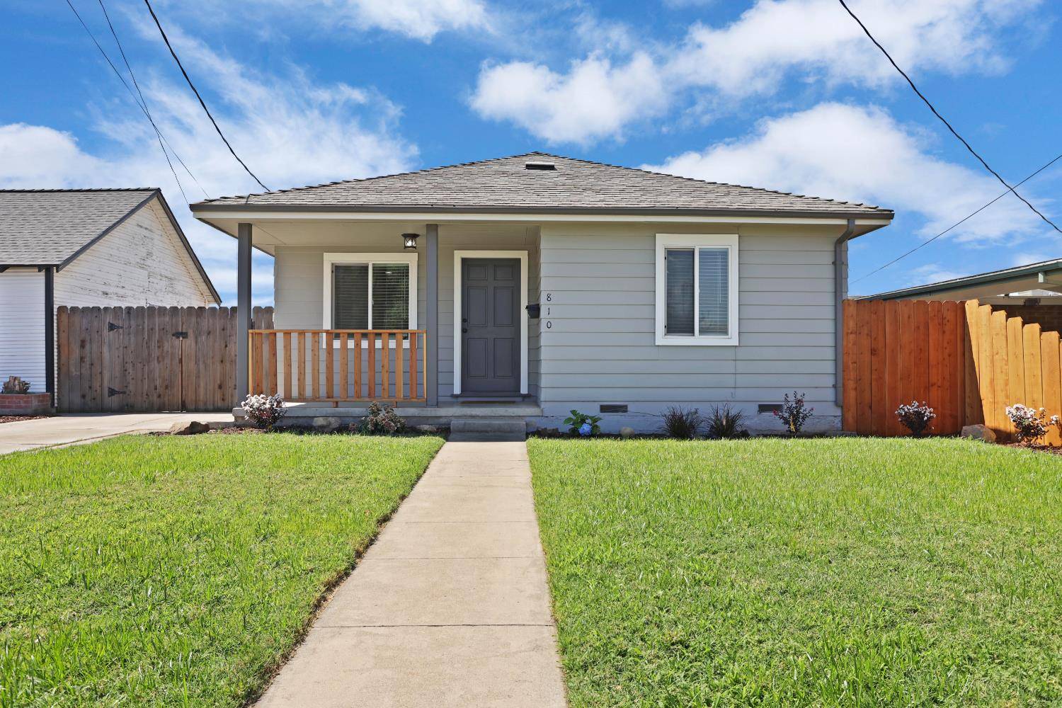 Manteca, CA 95337,810 Edythe ST