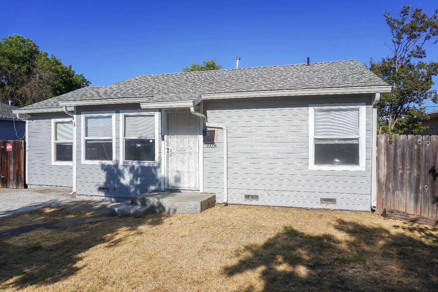 Sacramento, CA 95838,3928 Elm ST