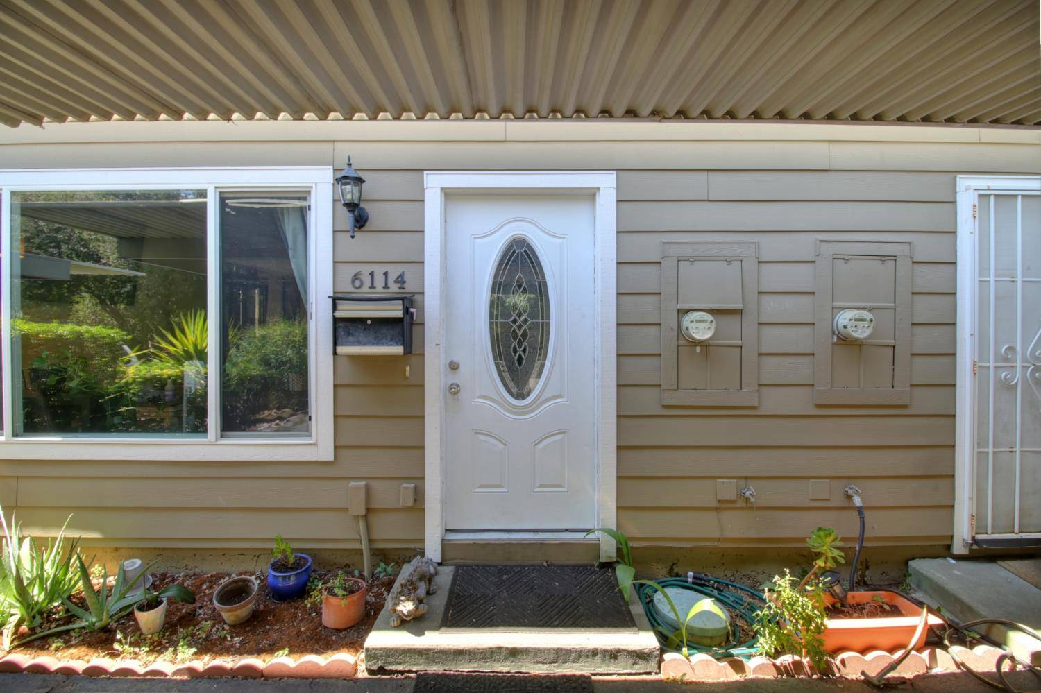 Citrus Heights, CA 95621,6114 Shadow LN