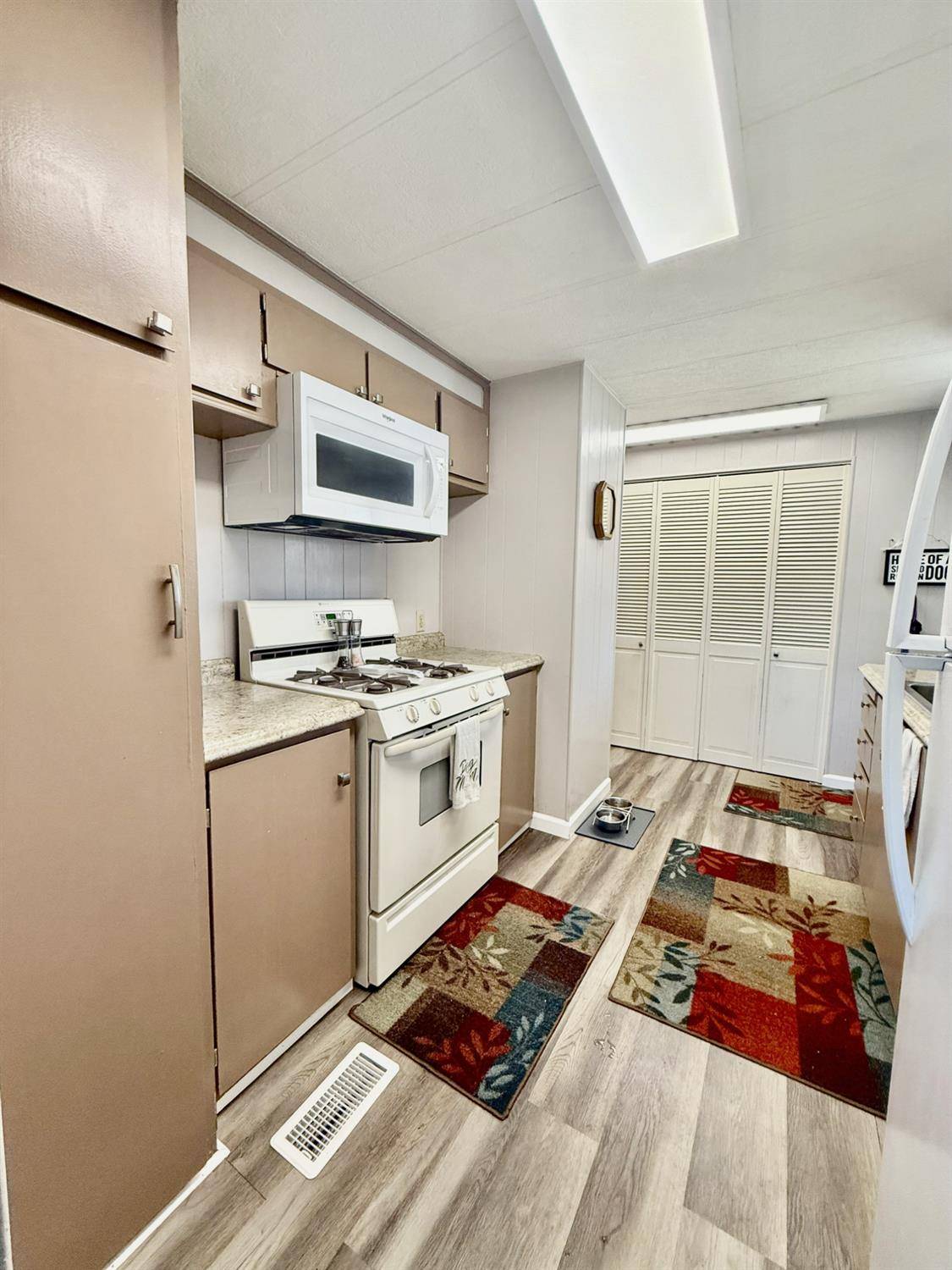 Roseville, CA 95678,49 Hancock Dr