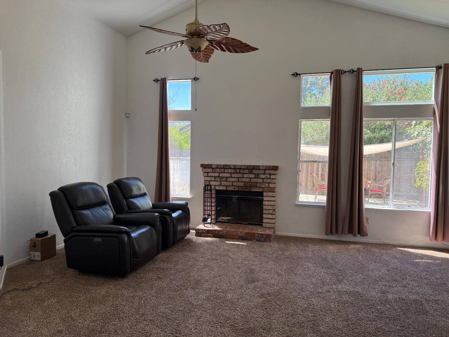 Los Banos, CA 93635,715 Foothill ST