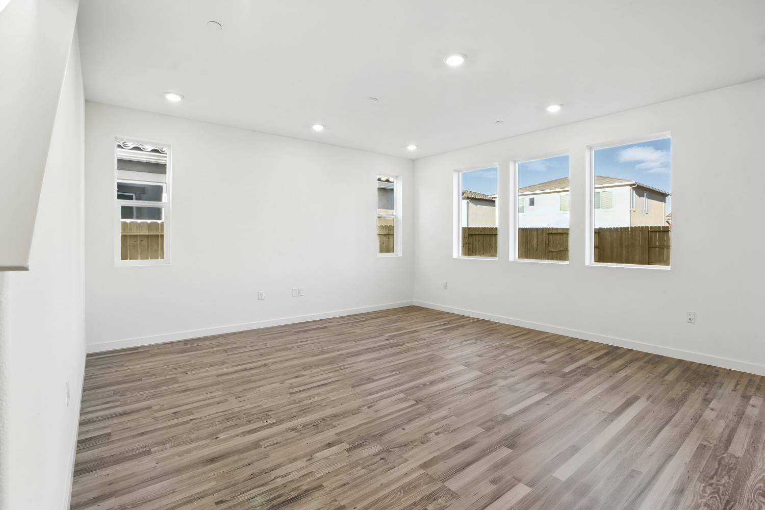 Rancho Cordova, CA 95742,4330 Silver Moss ST