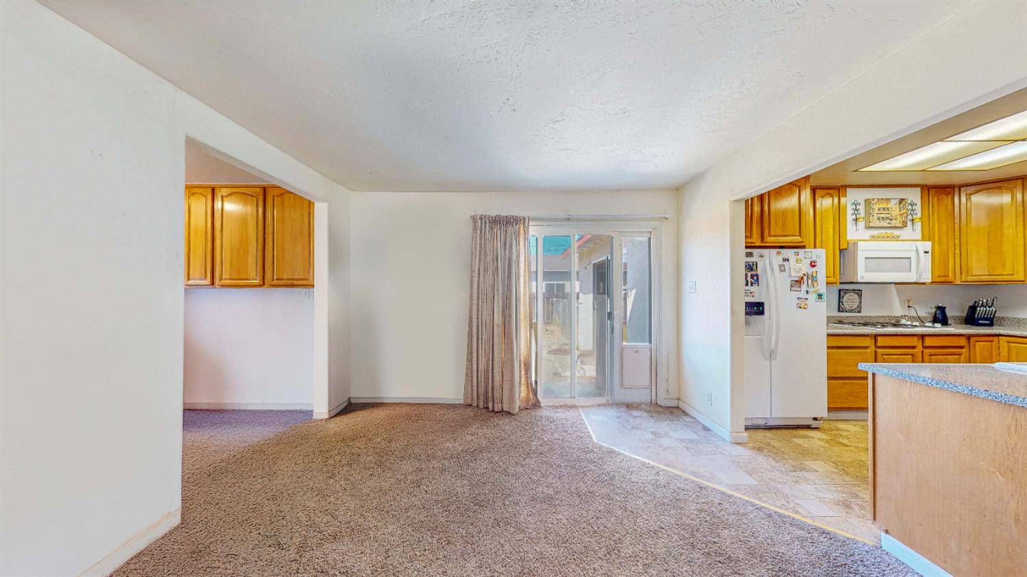 Ripon, CA 95366,910 7th ST