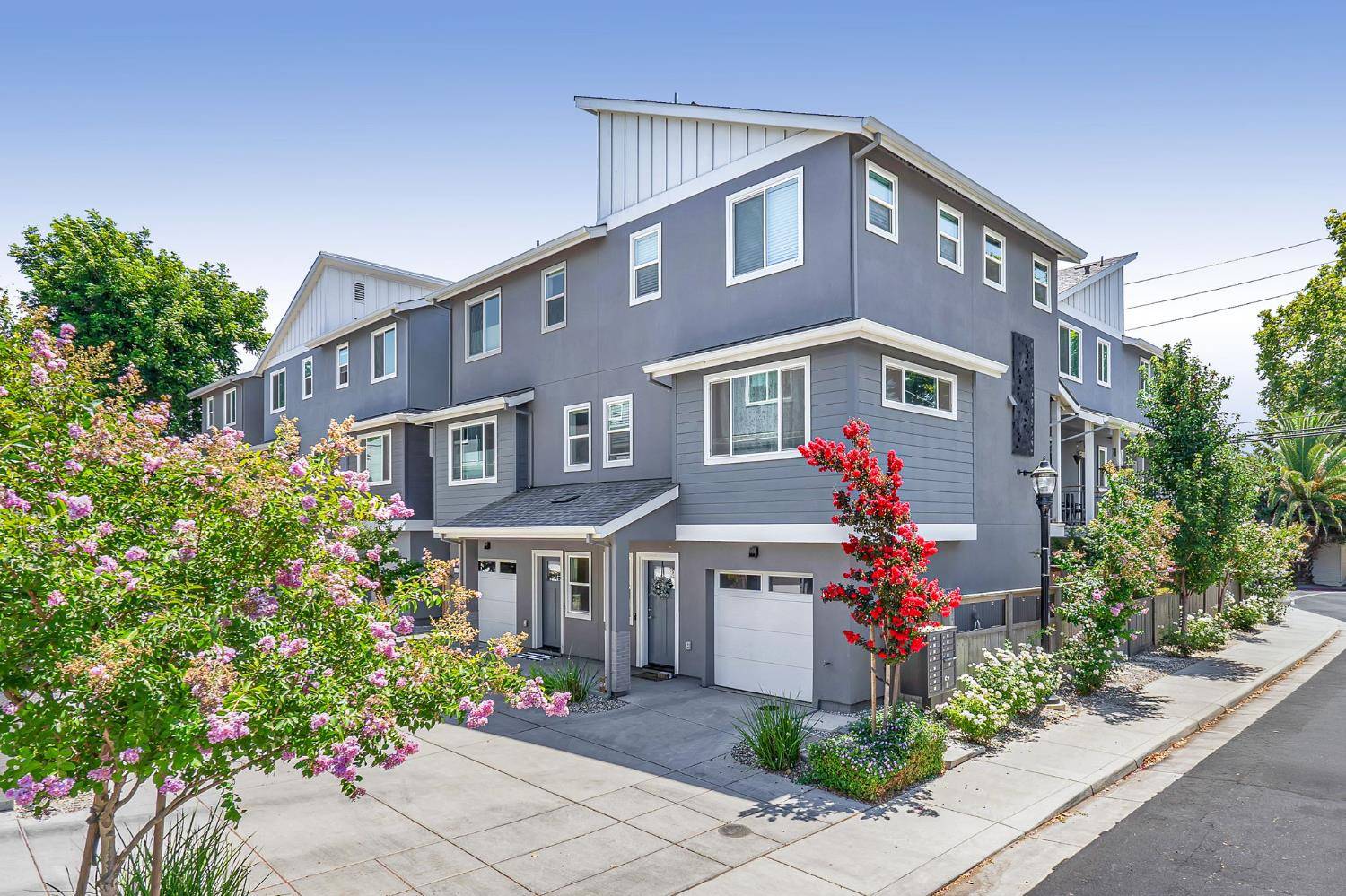 Woodland, CA 95695,453 3rd ST