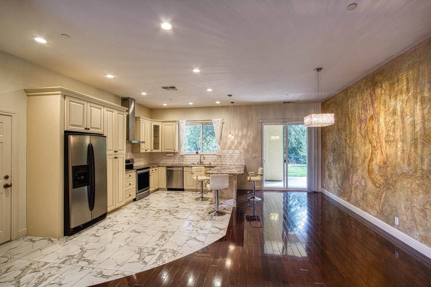 Citrus Heights, CA 95610,7624 Antelope RD