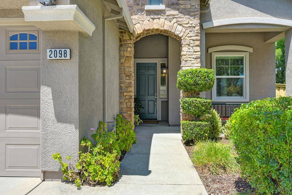 Folsom, CA 95630,2098 Tracy CT