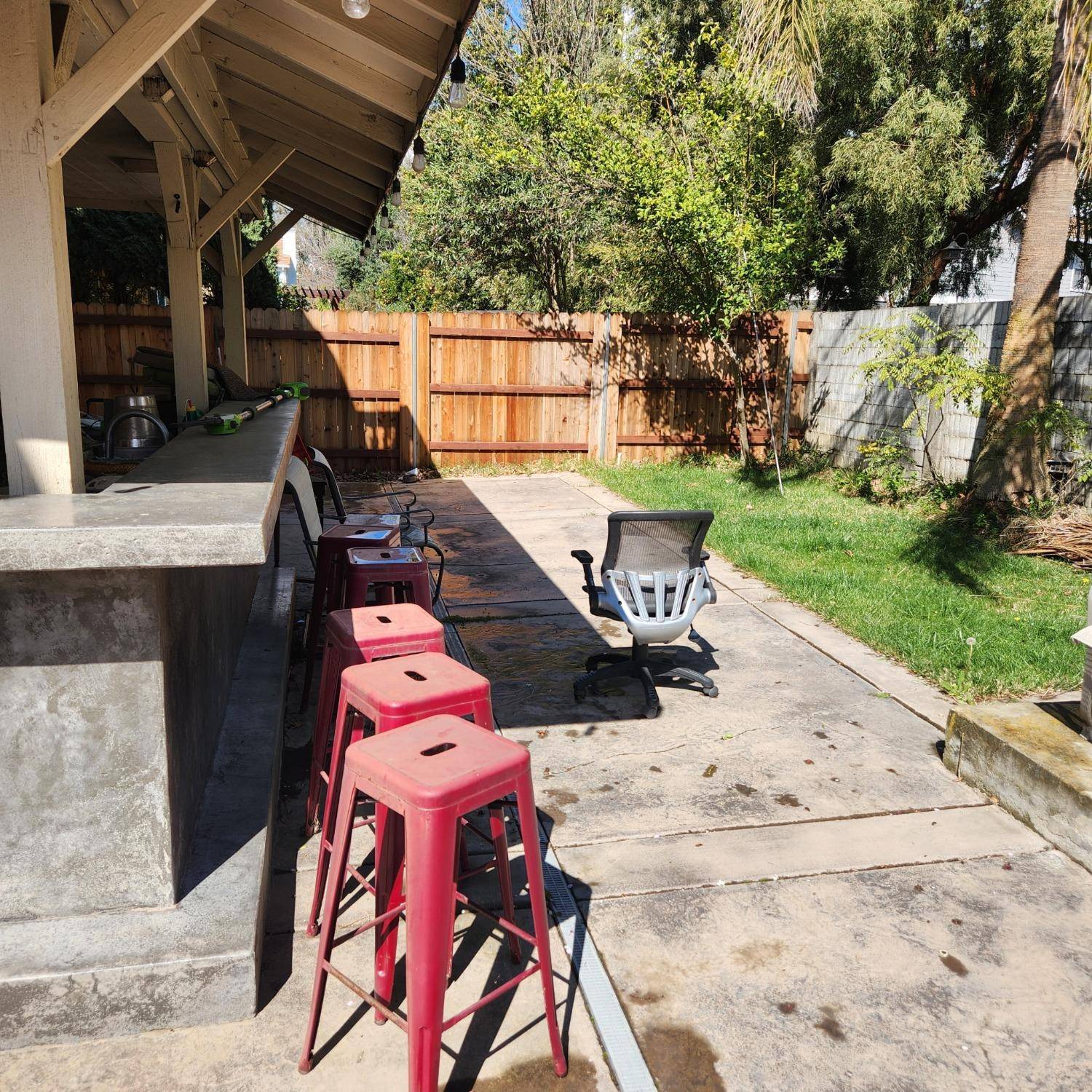 Davis, CA 95618,1504 Pastal WAY