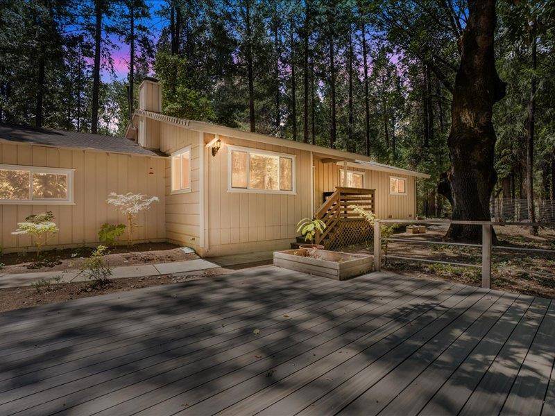 Nevada City, CA 95959,20638 Rector RD
