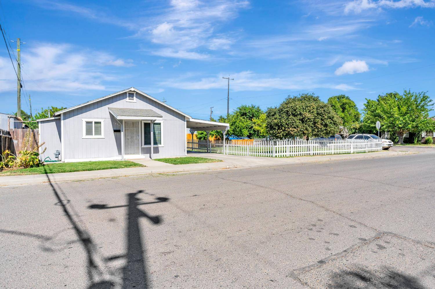 Dos Palos, CA 93620,1410 Frank AVE