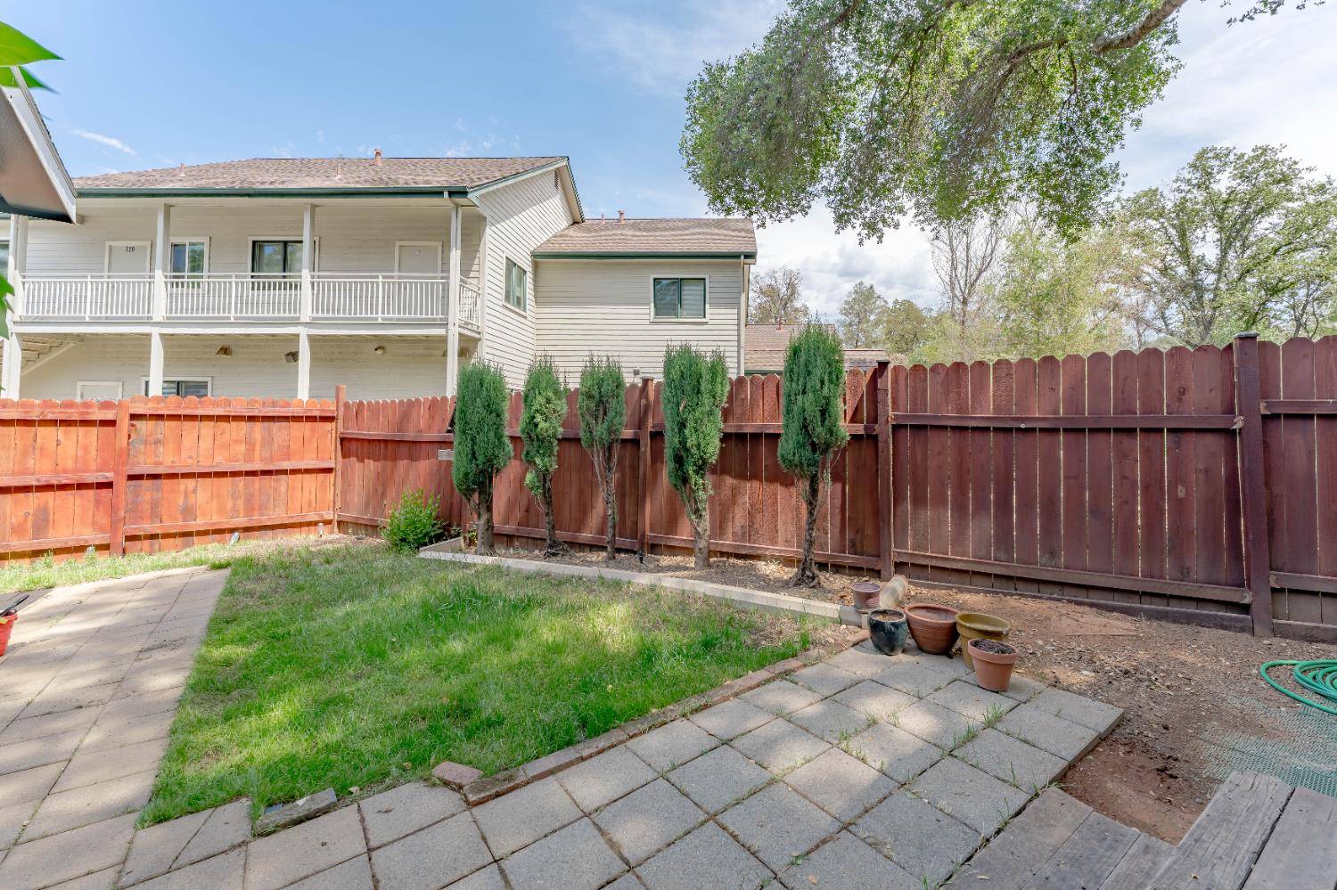 Auburn, CA 95602,10251 Combie Rd #6