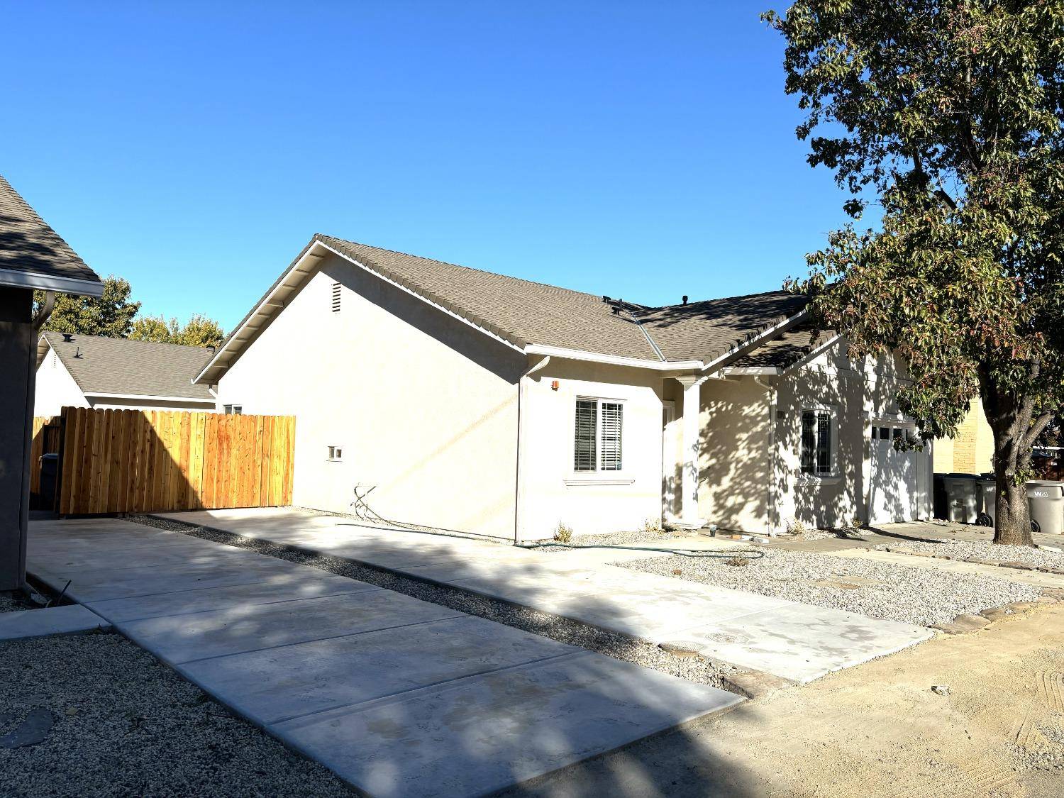 Esparto, CA 95627,26261 Woodland AVE
