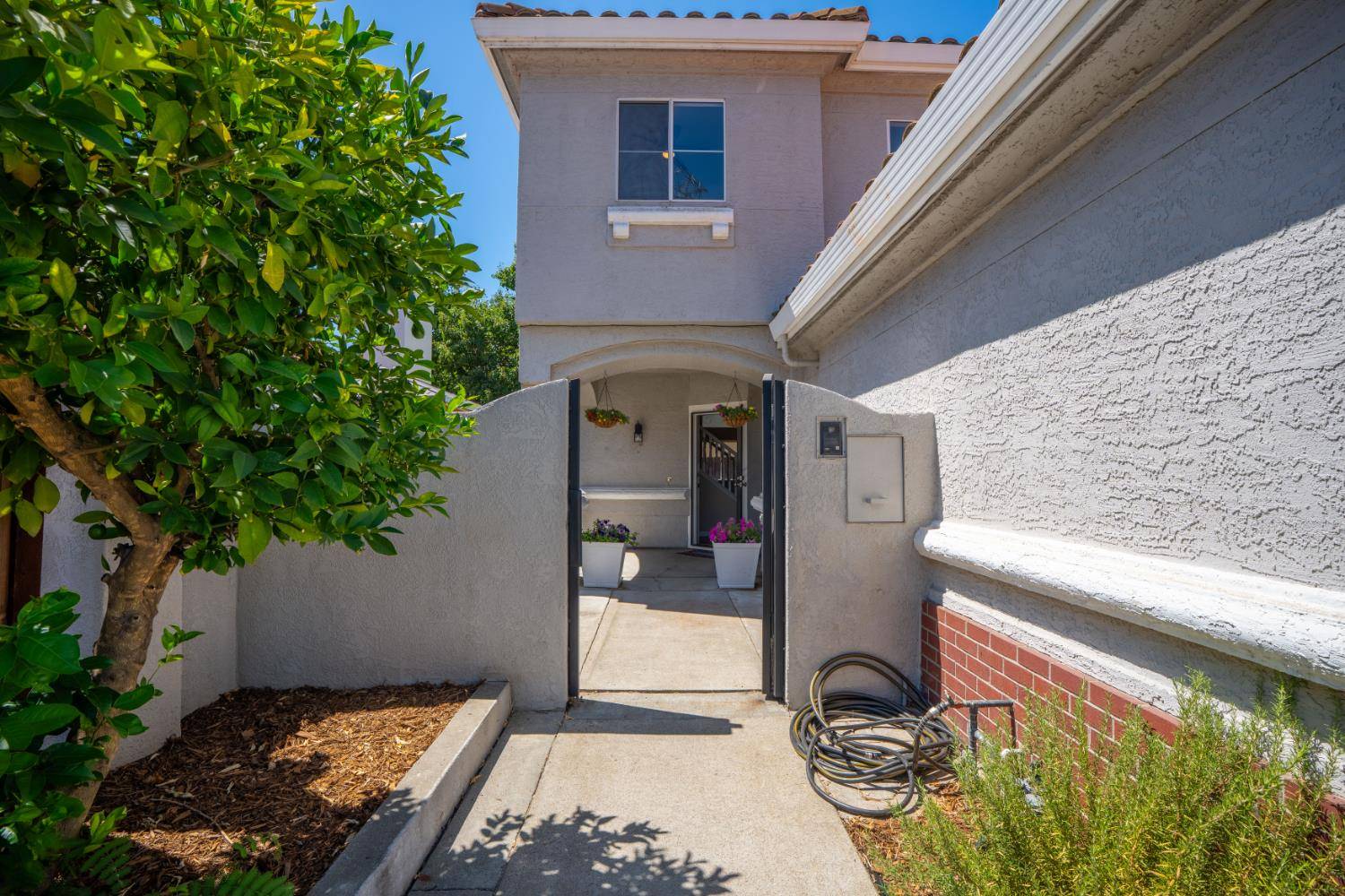 Roseville, CA 95747,3002 Acton WAY