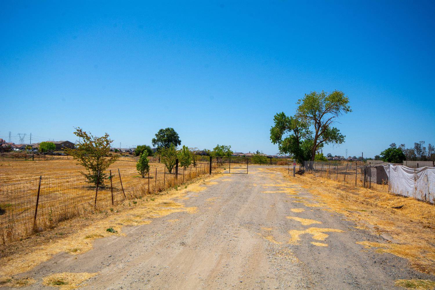 Sacramento, CA 95829,9216 Florin RD