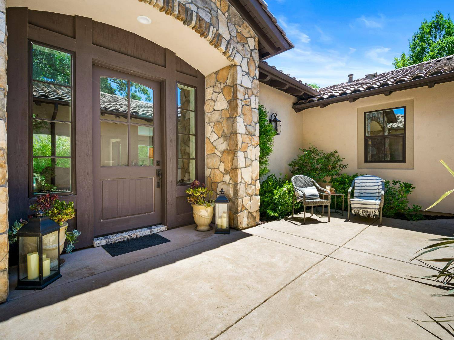 El Dorado Hills, CA 95762,3418 Greenview DR