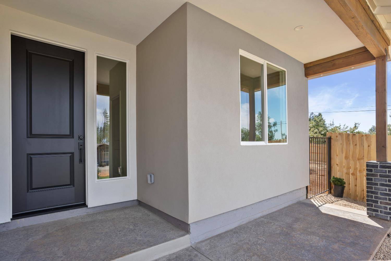 Paradise, CA 95969,5428 T J WAY