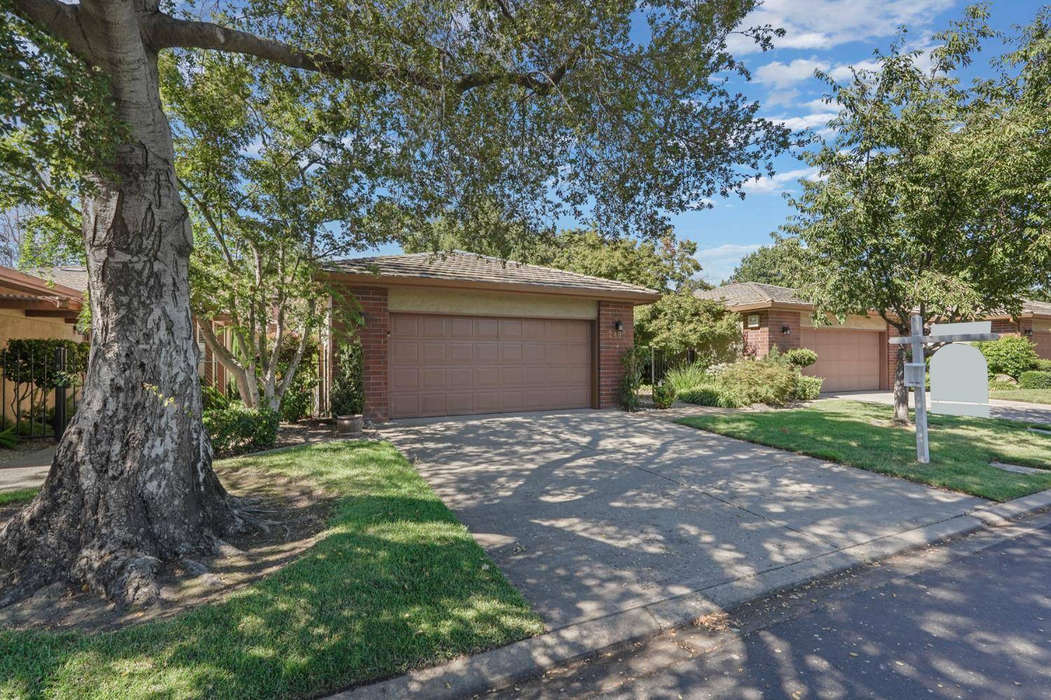 Lodi, CA 95242,2487 Macarthur Pkwy