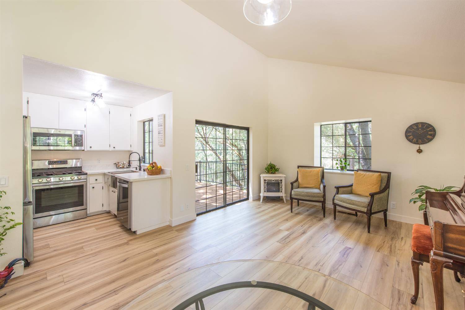 Grass Valley, CA 95949,15046 Leiter WAY