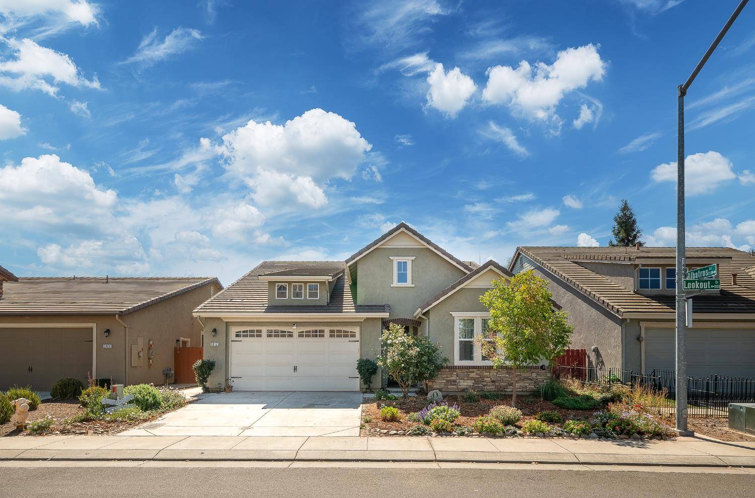 Modesto, CA 95355,3812 Lookout DR