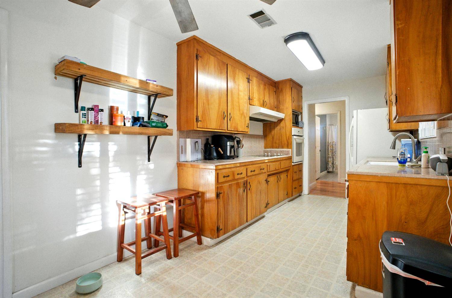Turlock, CA 95382,1709 Brenda WAY