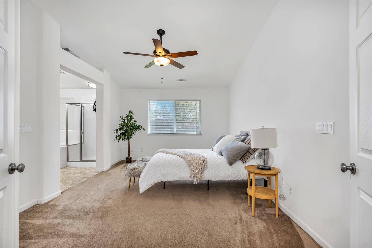 Los Banos, CA 93635,683 Alder LN