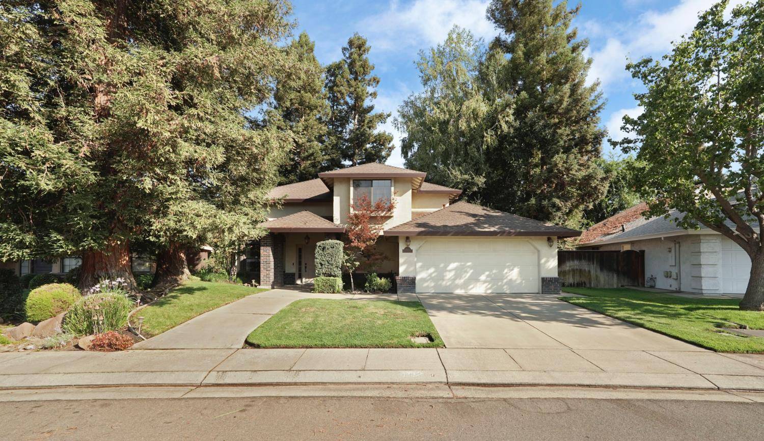 Woodbridge, CA 95258,493 Carolina ST