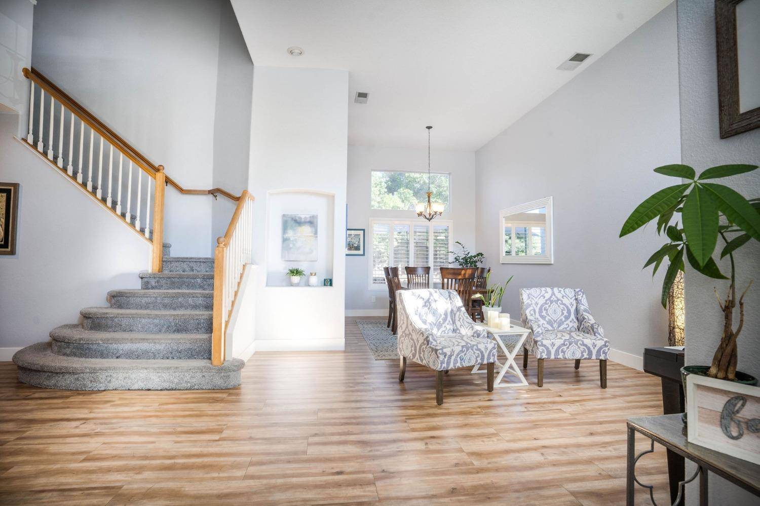 Rocklin, CA 95765,5013 Bradford DR