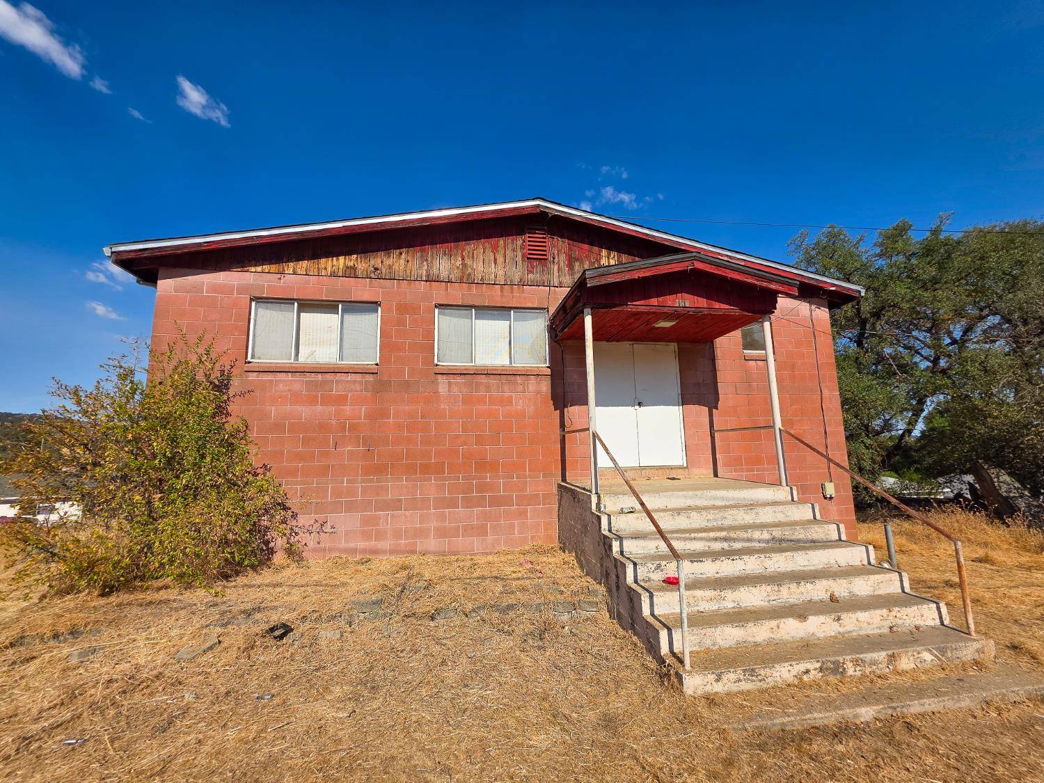 San Andreas, CA 95249,376 Russell RD