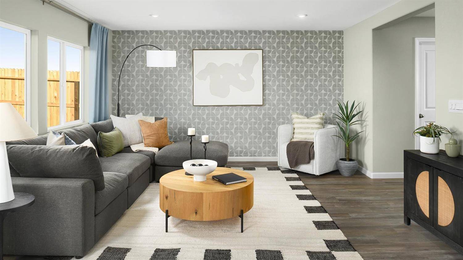 Los Banos, CA 93635,1831 Del Mar CT