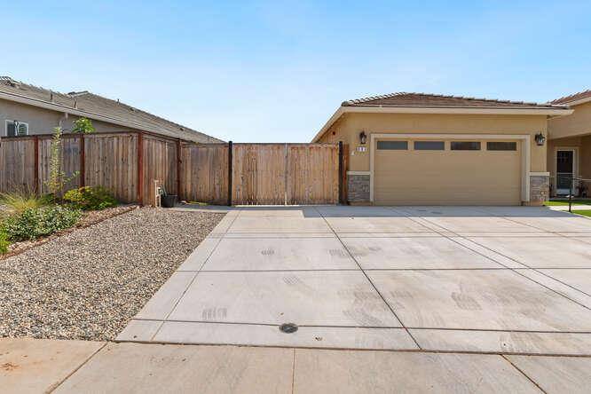 Ione, CA 95640,906 Avalon DR