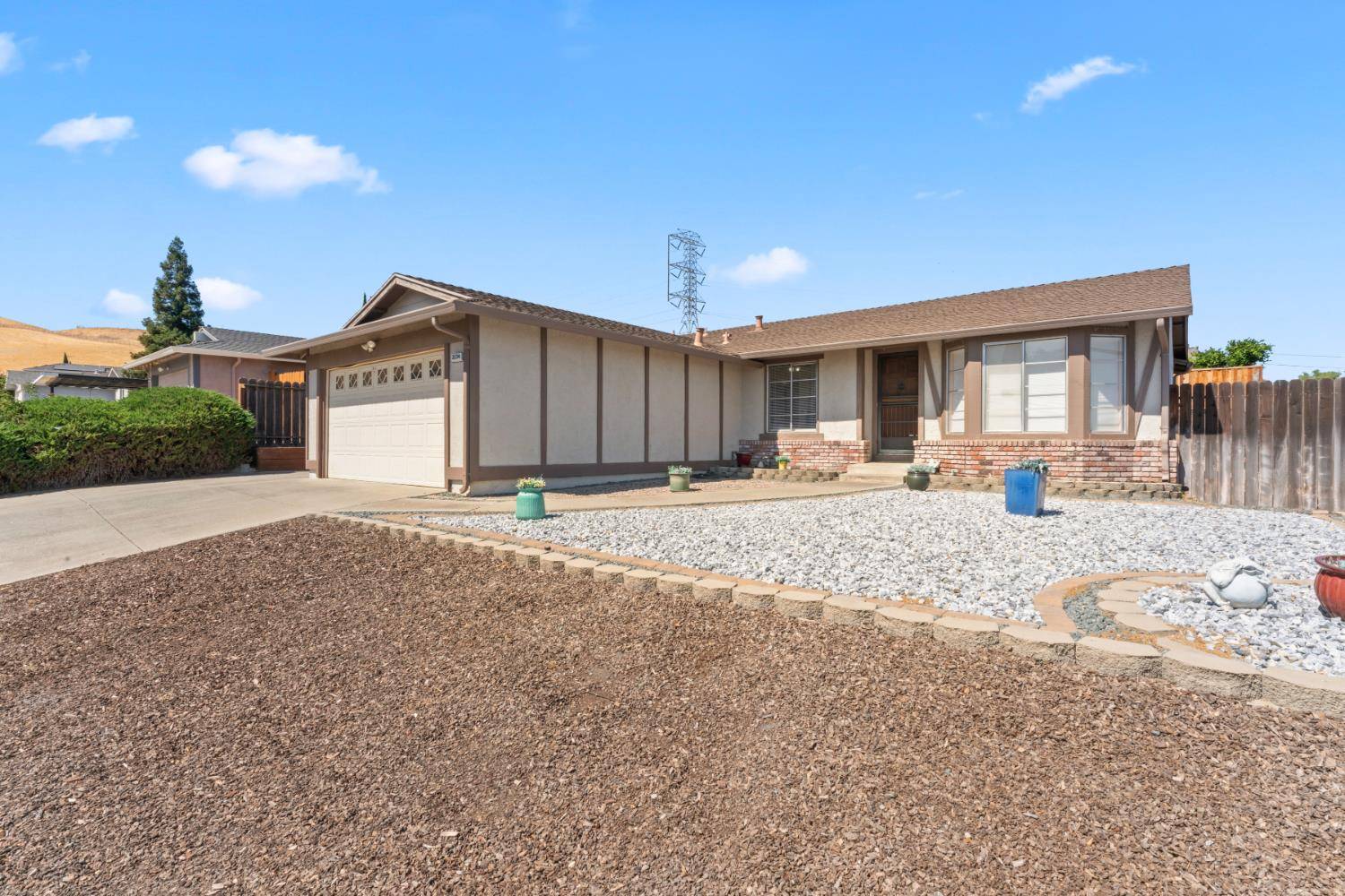 Pittsburg, CA 94565,2234 Montevideo DR