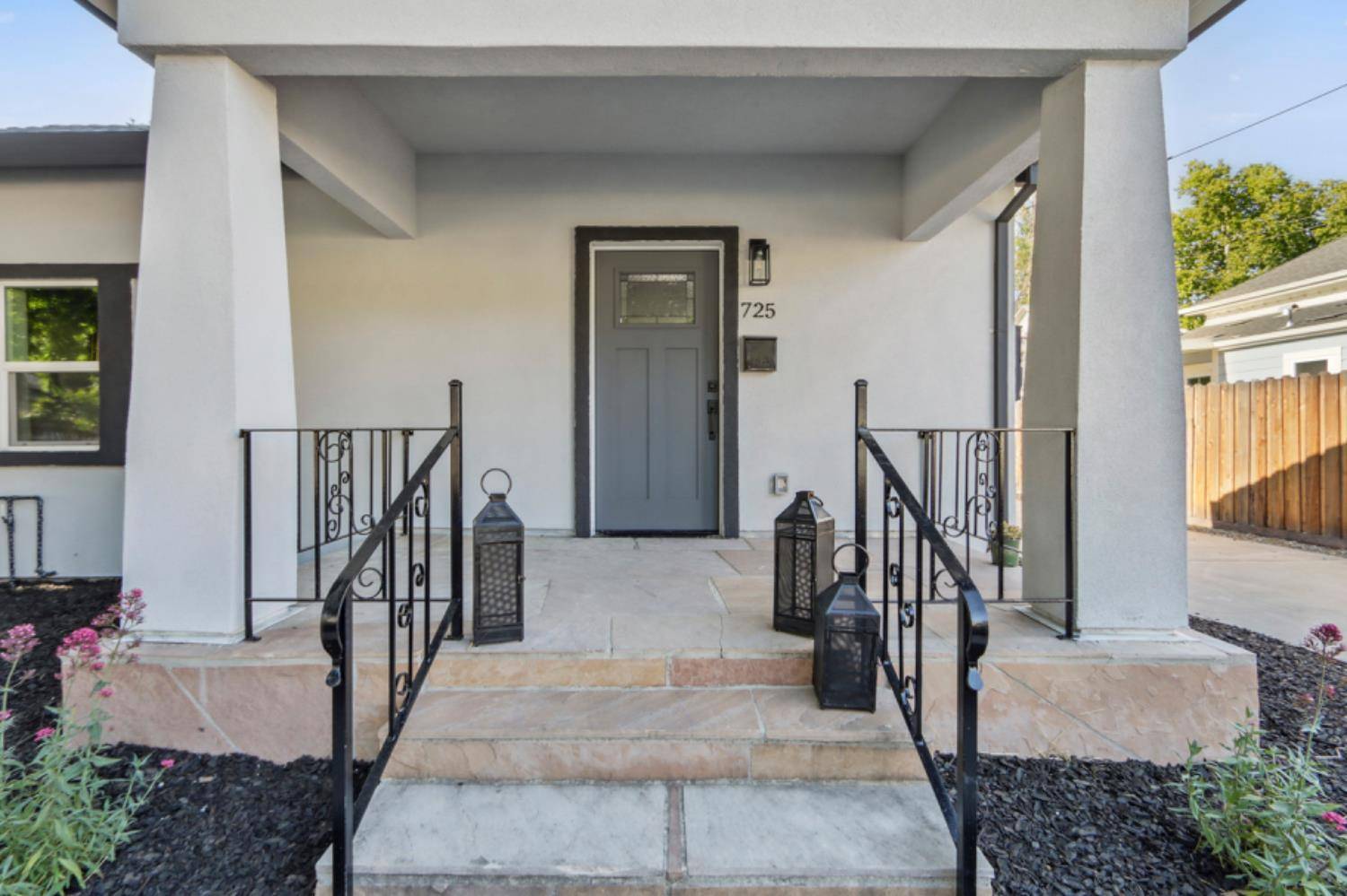 Woodland, CA 95695,725 Oak AVE