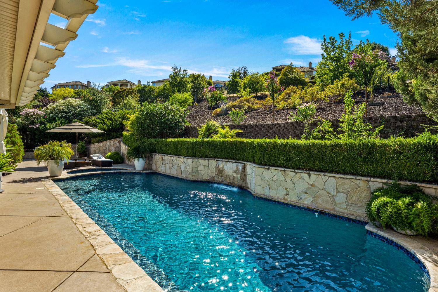 El Dorado Hills, CA 95762,5116 Mertola DR