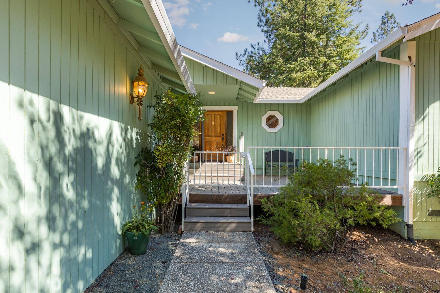 Penn Valley, CA 95946,17787 Lake Forest DR