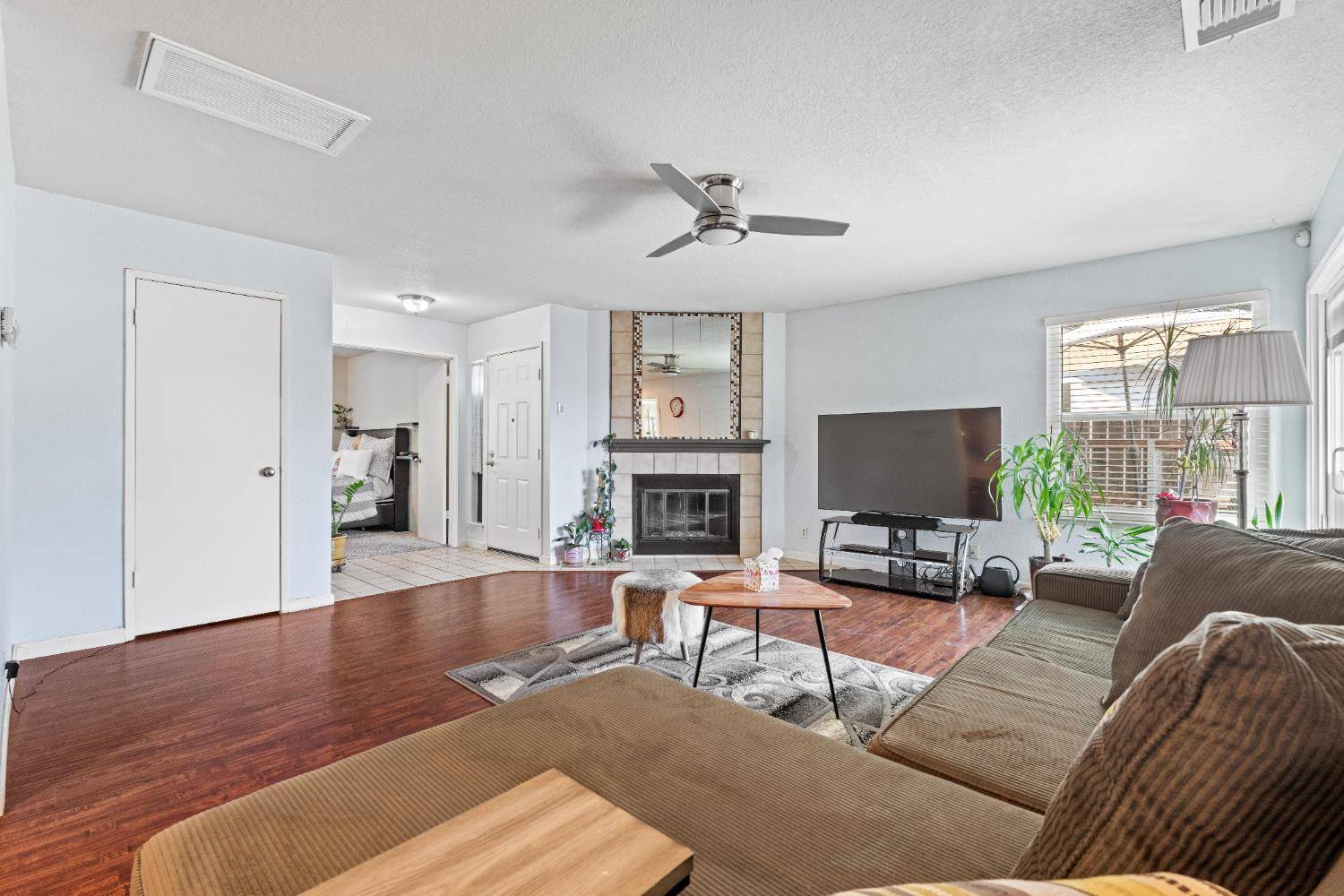 Elk Grove, CA 95624,9673 Gage St.