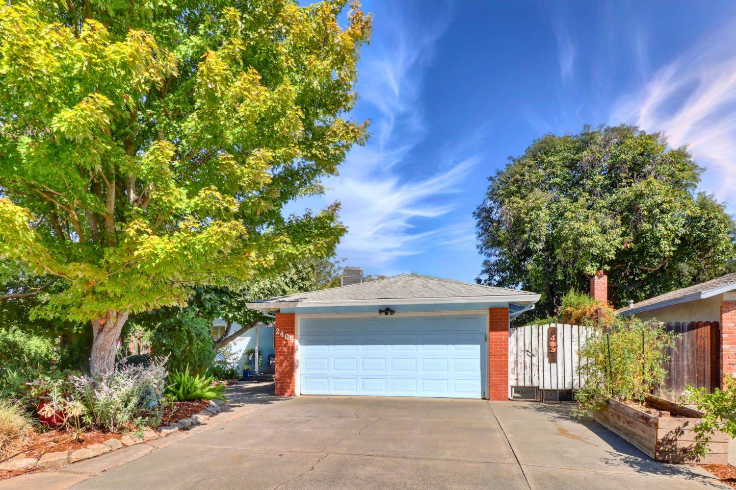 Davis, CA 95618,2405 Temple DR