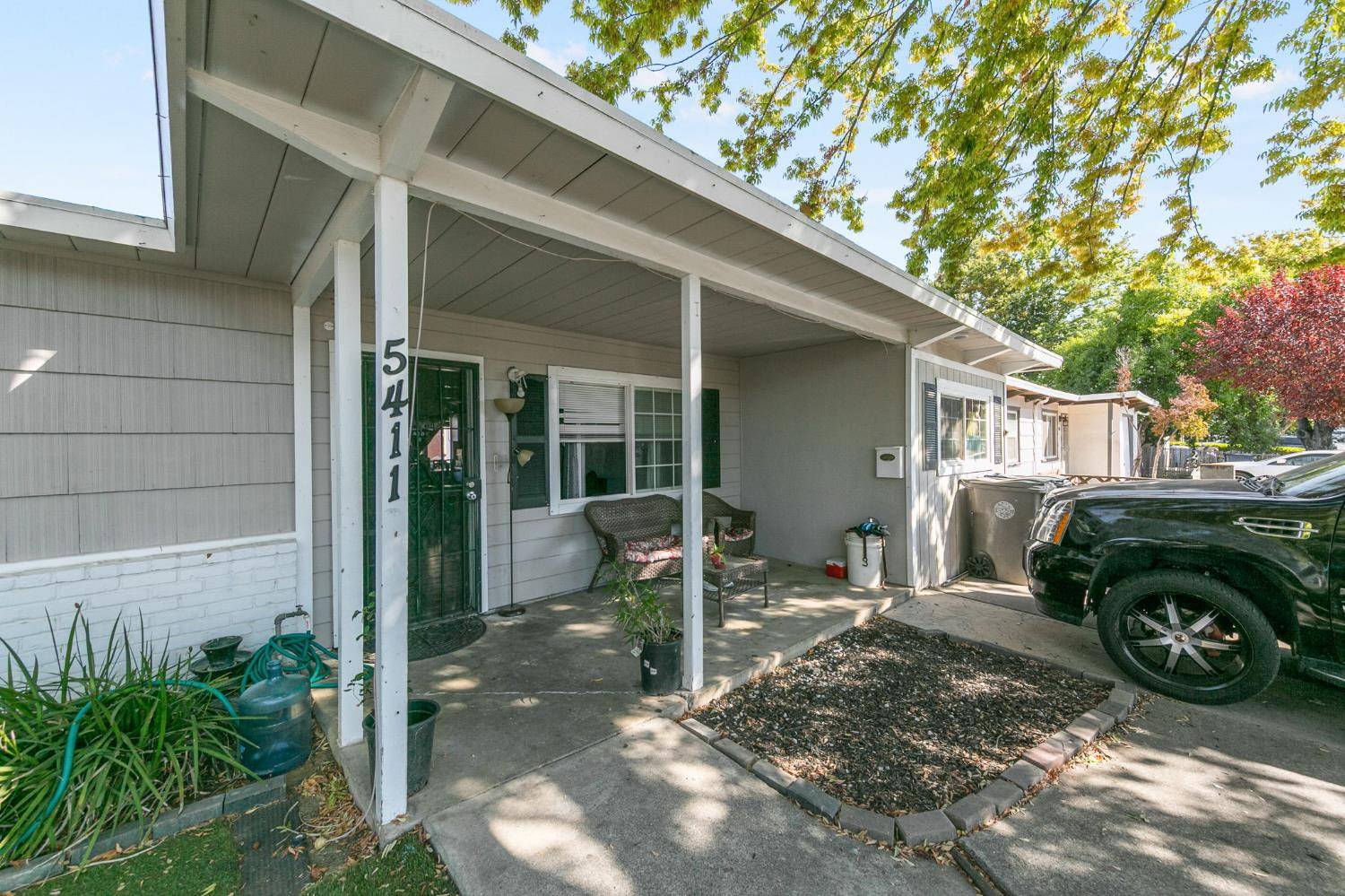 Sacramento, CA 95820,5411 70th ST