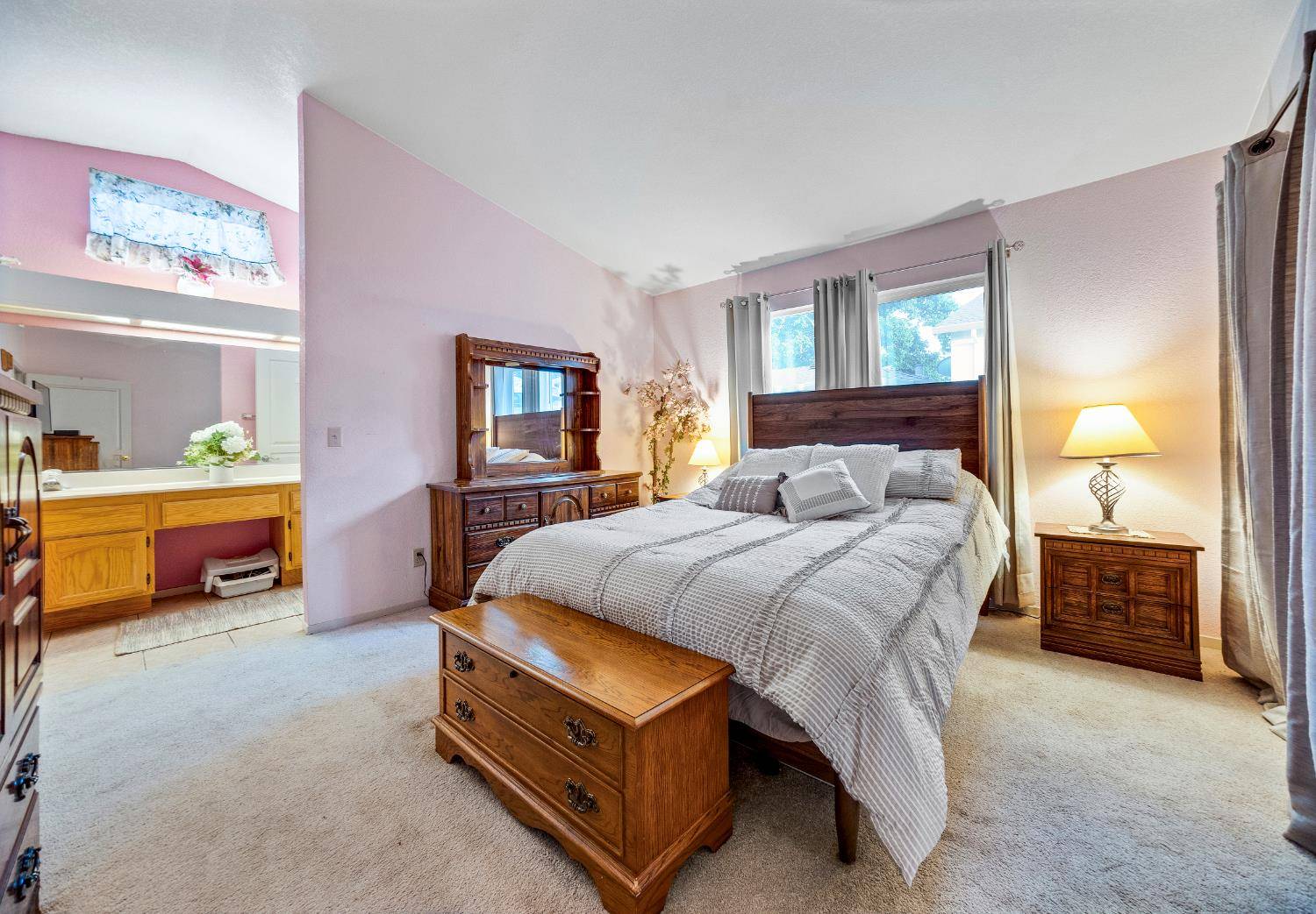 Sacramento, CA 95828,7100 Sunbridge LN