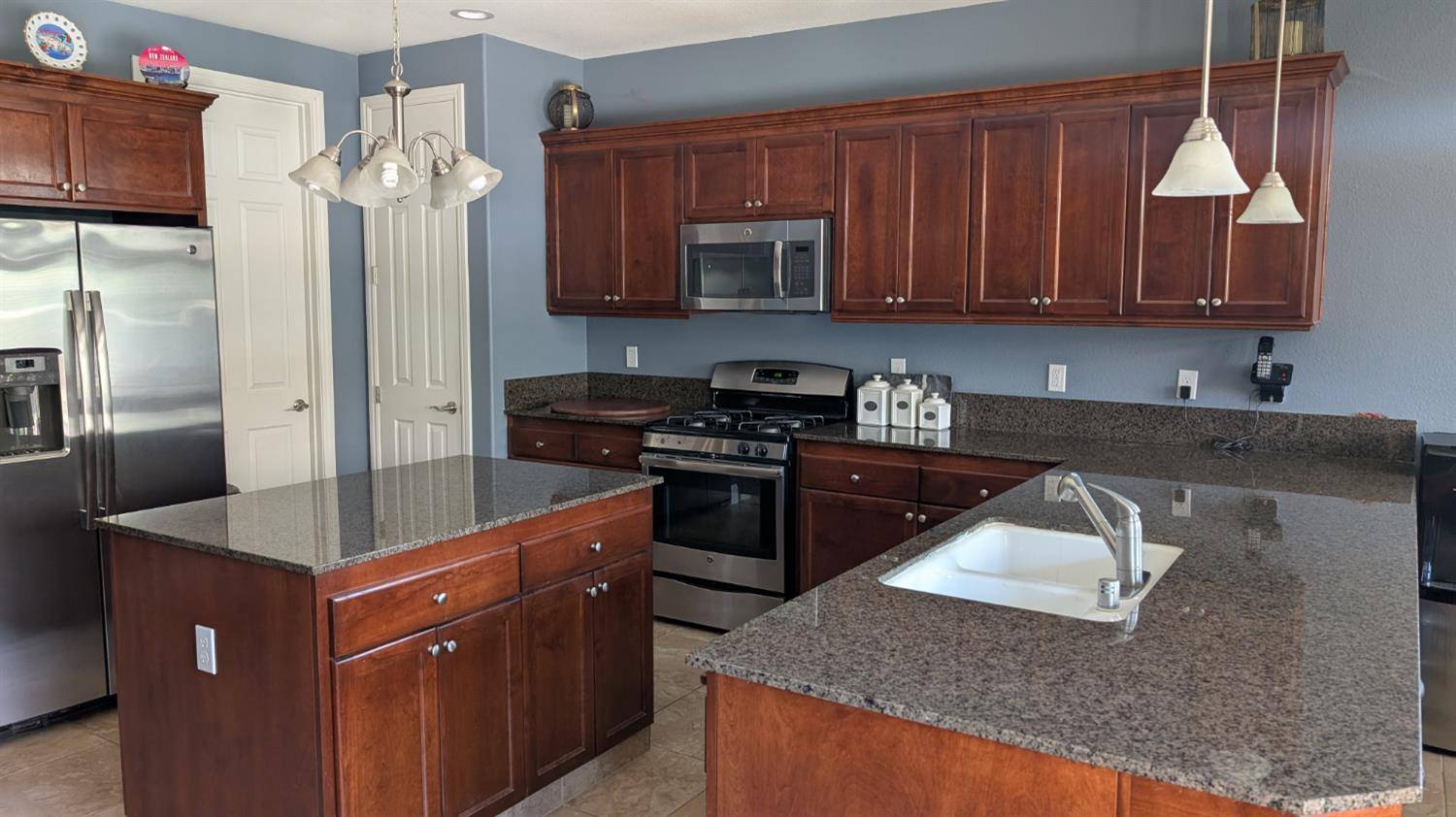 Kerman, CA 93630,799 S Joseph AVE