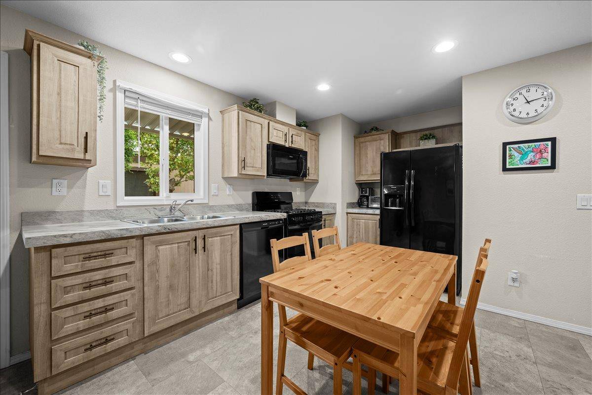 El Dorado Hills, CA 95762,1130 White Rock Rd #1