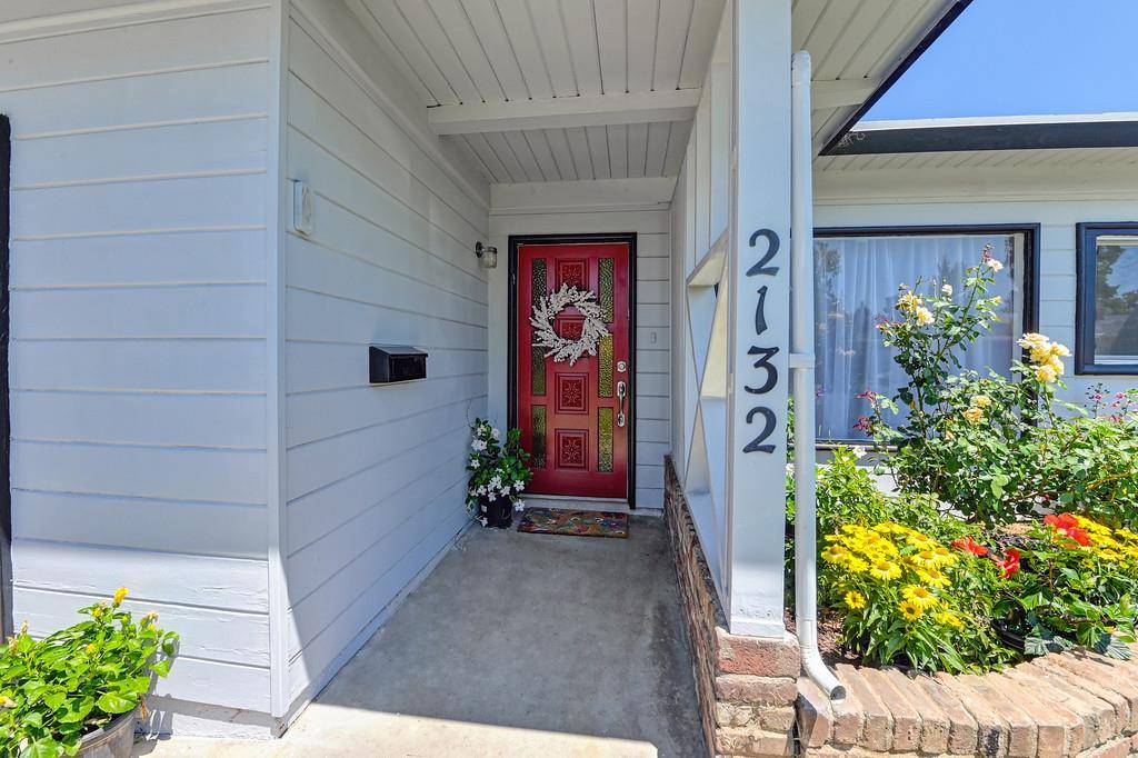 Sacramento, CA 95825,2132 Byron RD