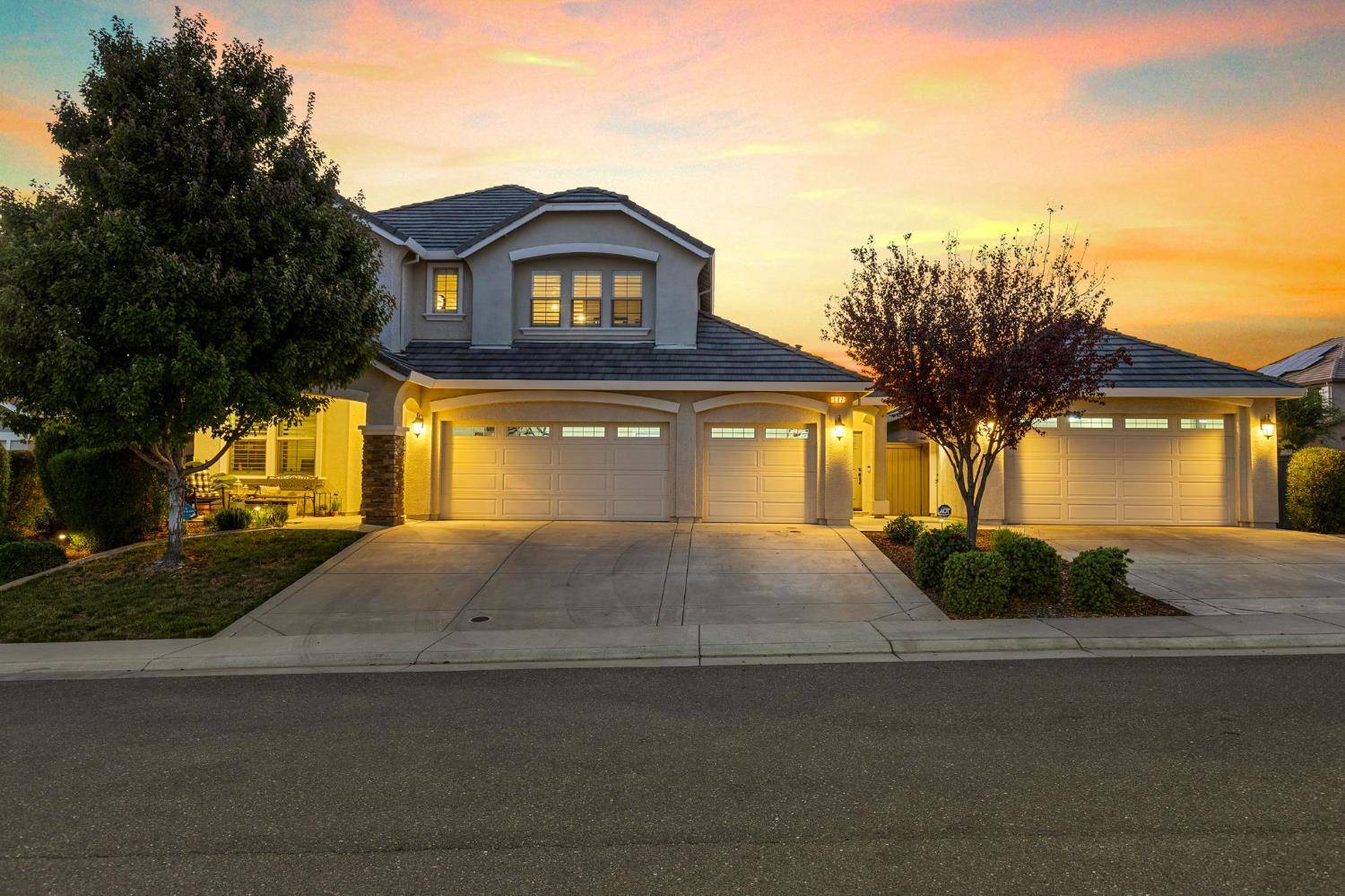 Rocklin, CA 95765,987 Dusty Stone LOOP