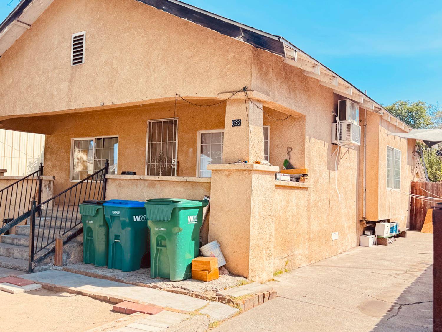 Stockton, CA 95205,836 S Pilgrim ST